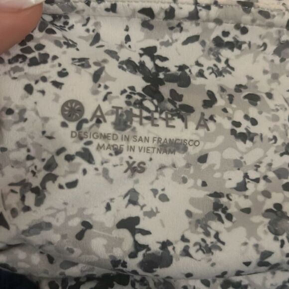 ✨Athleta Women Sandstone Stash Pocket Salutation Sz XS Tight Powervita✨ - Picture 5 of 6